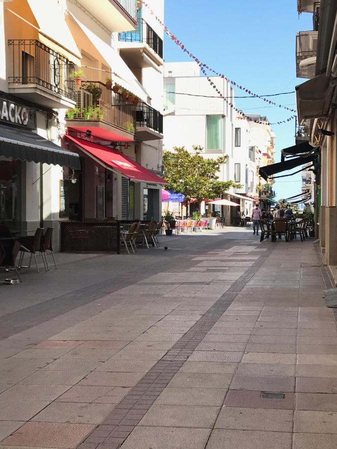 Apartmán Sweet Atic Sitges Exteriér fotografie